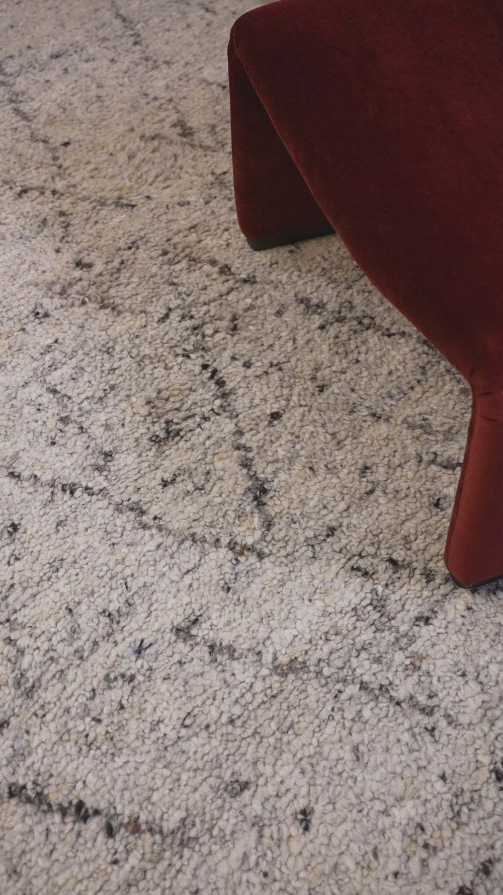 Braco Hand Tufted Wool Rug in Cream & Grey with Measurements 170 x 240 cm, Product Code RG-24-HKSW-CR-GR-L