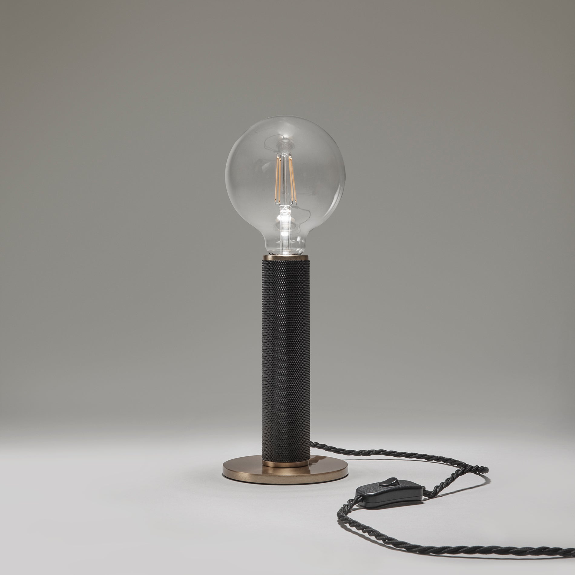 Knurled Edison Table Lamp - Black