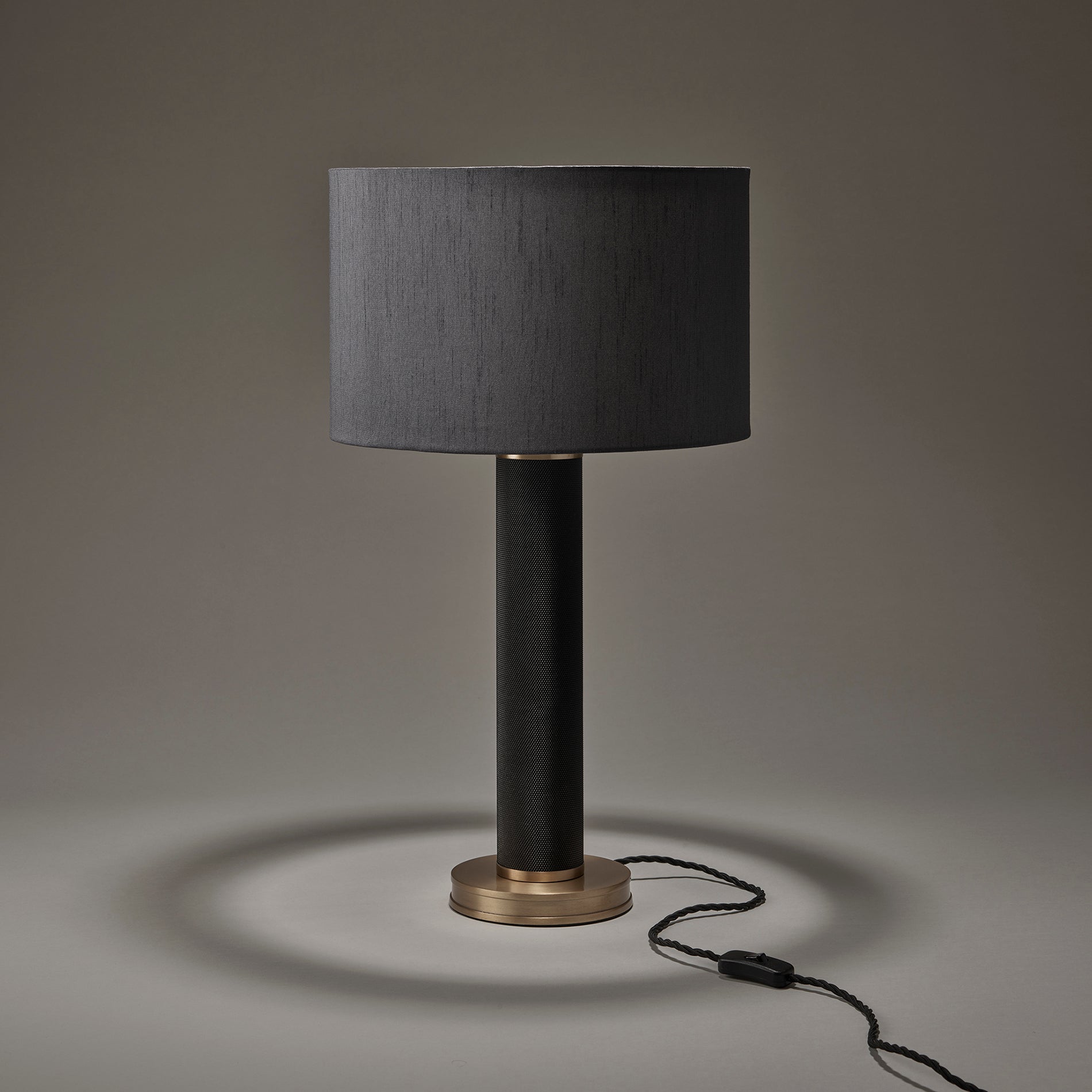 knurled pillar table lamp in black with large drum lampshade in grey